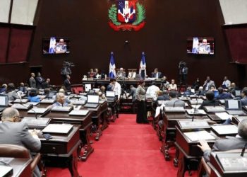 Desacuerdos en Cámara de Diputados complicaron votación para juicio político