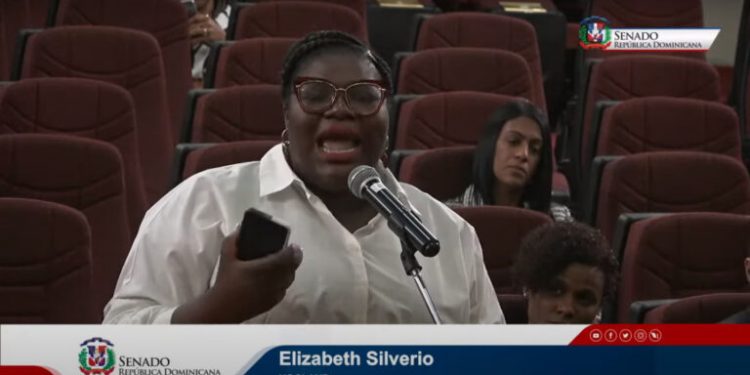 Emiten orden de arresto contra Elizabeth Silverio, acusada de ejercer medicina sin exequátur