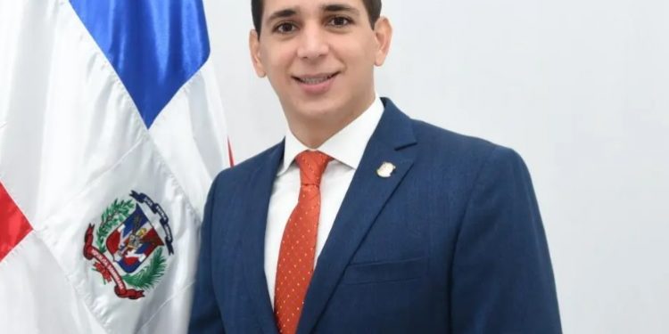 Víctor Fadul será el candidato a la alcaldía del PLD en Santiago