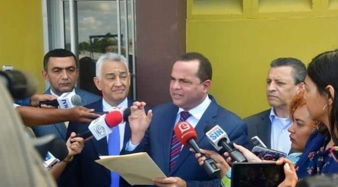 FP acusa a JCE de no controlar al PRM y al Gobierno por el "uso abusivo de los recursos del Estado"