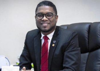 Querella contra presidente CC: MP dice no hubo acoso sexual, sí conducta reprochable