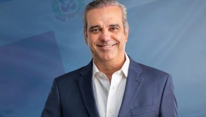 Presidente Luis Abinader cumple hoy 56 años