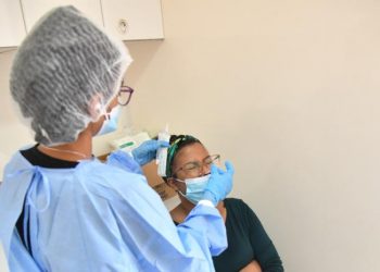 Salud Pública notifica 1,544 casos de covid y la positividad semanal es de 30.87%