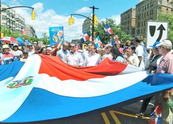 Celebran la Parada Dominicana de El Bronx