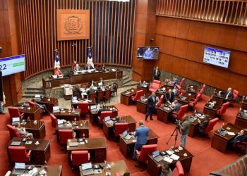 Se barajan cartas en PRM para presidir Senado y CD