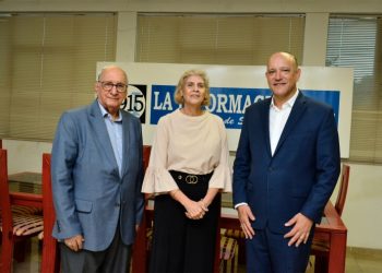 Candidato alcalde PRM asume reto de planificar a Santiago