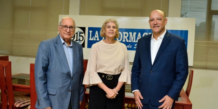 Candidato alcalde PRM asume reto de planificar a Santiago