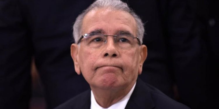 Expresidente Danilo Medina tiene 15 días afectado por proceso gripal