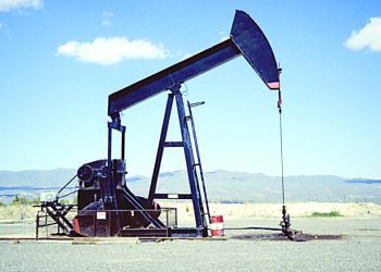 El petróleo de Texas abre con una bajada del 1,52 %, hasta 78,43 dólares el barril