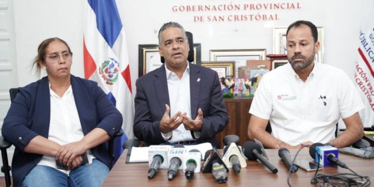 Gobierno inicia entrega de RD$50,000 a familias de fallecidos en explosión; dará 20 mil mensuales hasta diciembre