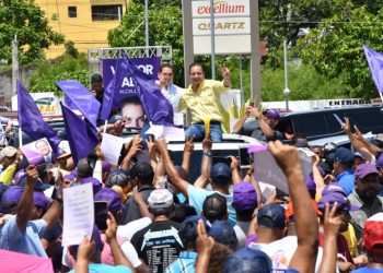Abel Martínez realiza marcha por la región del Cibao