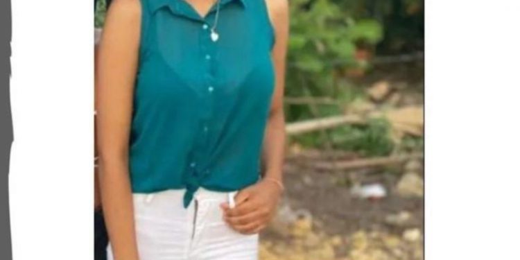 Reportan desaparecida a joven de 19 años