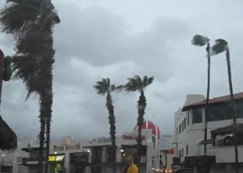 Huracán Hilary avanza hacia el noroeste de México como categoría 3