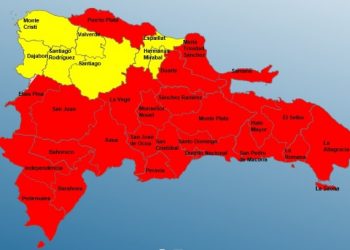País en alerta y con llamado a población a actuar con precaución ante el paso de tormenta Franklin