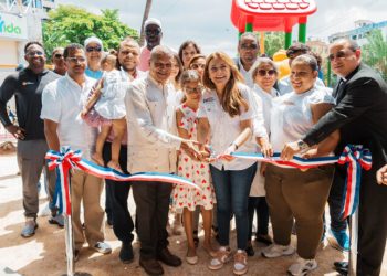 Alcaldía DN inaugura parque en Villa Juana