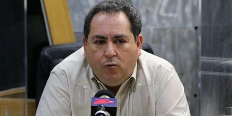 Director del SNS llama al entendimiento entre Colegio Médico y las ARS