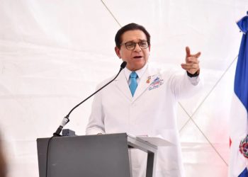 Ministro de salud esboza plan de salud 2030 para el país