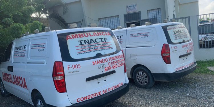 Familiares esperan la entrega de los cuerpos de la tragedia de Dajabón para darles sepultura