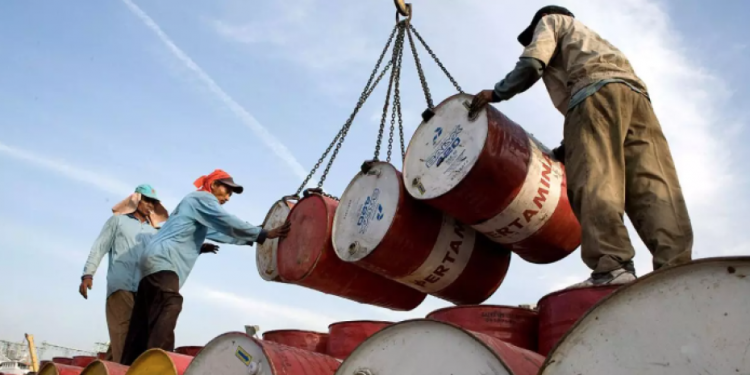 Petróleo WTI Texas supera los USD 85 el barril por primera vez desde noviembre