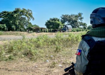 El Gobierno haitiano afirma que debe construirse el polémico canal en el río fronterizo