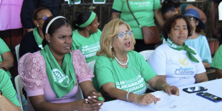 Organizaciones civiles demandan permitir el aborto en condiciones seguras 