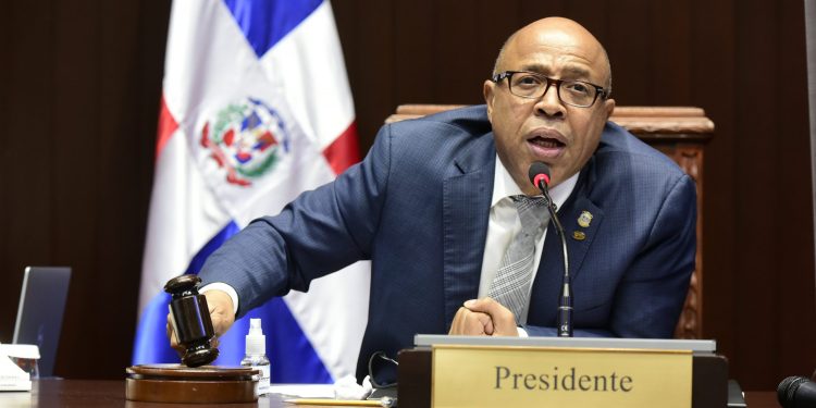 Diputados aprueban proyecto de ley que sanciona robo de ganado