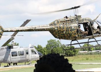 Llegan helicópteros a la frontera para dar apoyo aéreo a fuerza terrestre