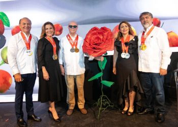 RH Mejía & Co. conmemora sus 30 años