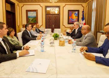 Presidente Abinader encabeza reunión del Consejo Nacional de la Magistratura