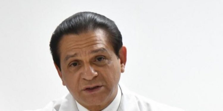 Ministro de Salud dice hijo de médico no murió por dengue