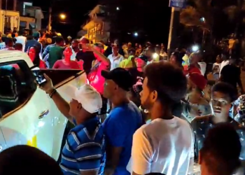 Tekashi se entrega a las autoridades, es arrestado y llevado a La Vega