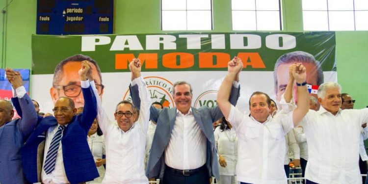 Abinader y el PRM comienzan a recibir apoyo de otros partidos