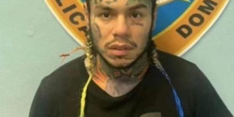 Depositan recurso de habeas corpus por supuesta ilegalidad en arresto de Tekashi
