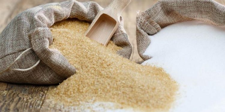 Gobierno busca quitar aranceles del azúcar para contrarrestar su aumento de precio