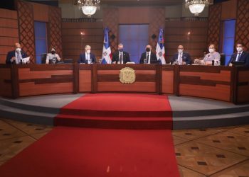 CNM extiende plazo hasta el próximo miércoles para postular aspirantes a jueces del TC