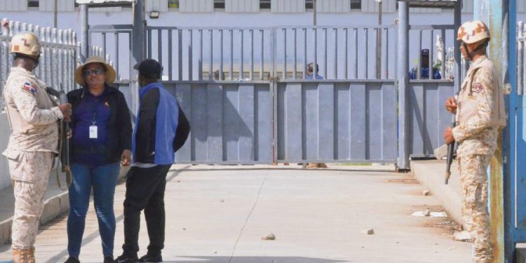 Haití cierra sus puertas fronterizas y frena la reapertura del comercio