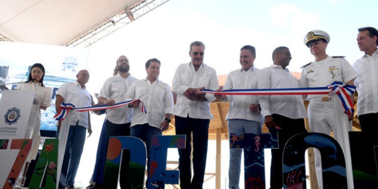 Presidente inaugura el muelle Cabeza de Toro