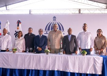 Ministro Interior y Policía anuncia todas las calles del país serán iluminadas para reducir delincuencia 