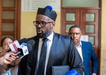 Camacho: Jean Alain no habla de los hechos de su acusación porque les teme como “el diablo a la cruz”