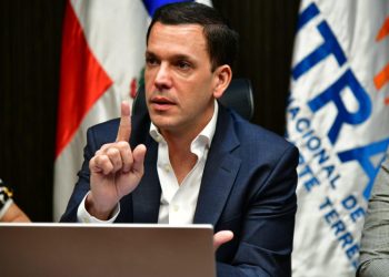 Director del Intrant defiende transparencia en proceso de licitación de semáforos inteligentes