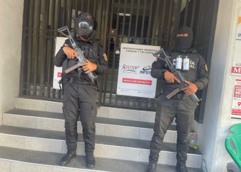 Fiscales allanan oficinas de abogados en la ciudad de Santiago; algunas personas han sido detenidas