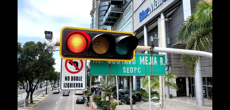 Someten al Ministerio Público licitación del Intrant por "graves irregularidades"