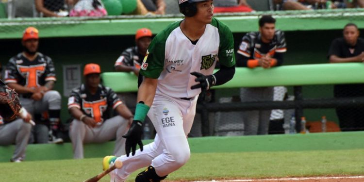 Soñaba ser ingeniero y terminó de receptor