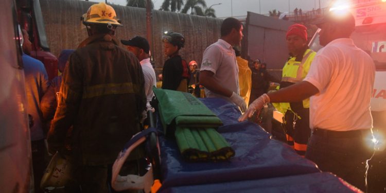 Suben a 30 los fallecidos por lluvias del pasado sábado