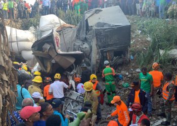 Accidente en Haina: Patana choca con autobús de pasajeros