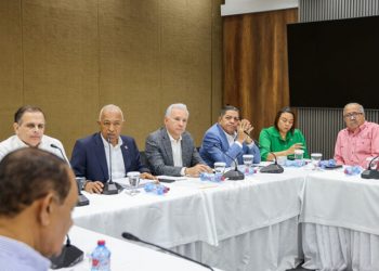 Comisión recibe explicaciones del Presupuesto 2024