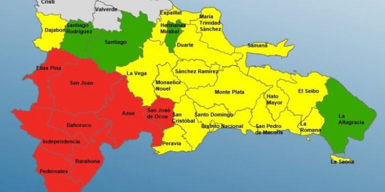 COE eleva a 29 las provincias en alerta ante potencial ciclón tropical