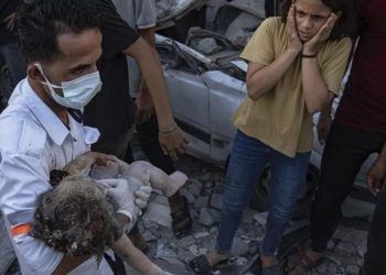 Israel rodea domicilio líder Hamás e inicia combates casa por casa