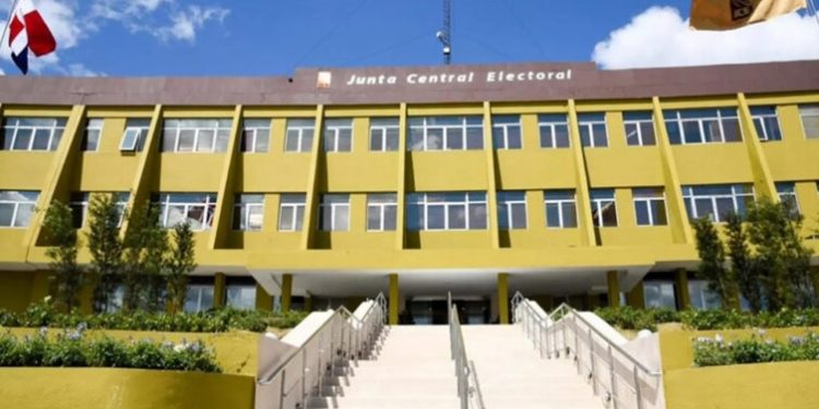 JCE emite proclama de comicios municipales para 3,849 cargos