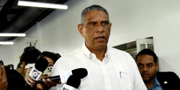 Ministro de Interior y Policía pide a Kiko la Quema que se entregue, que le garantizan la vida